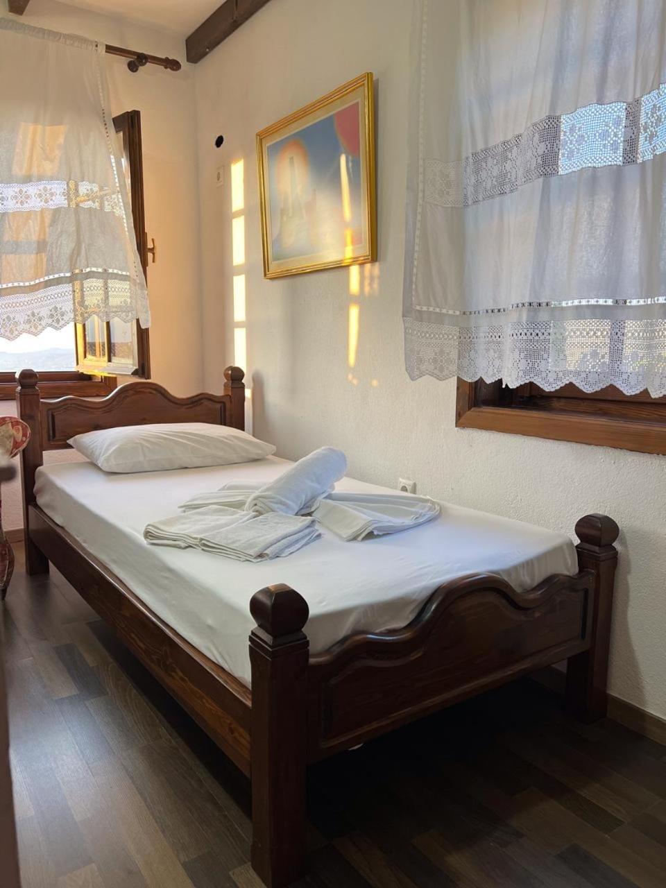 Pjetri House 호텔 베라트 외부 사진