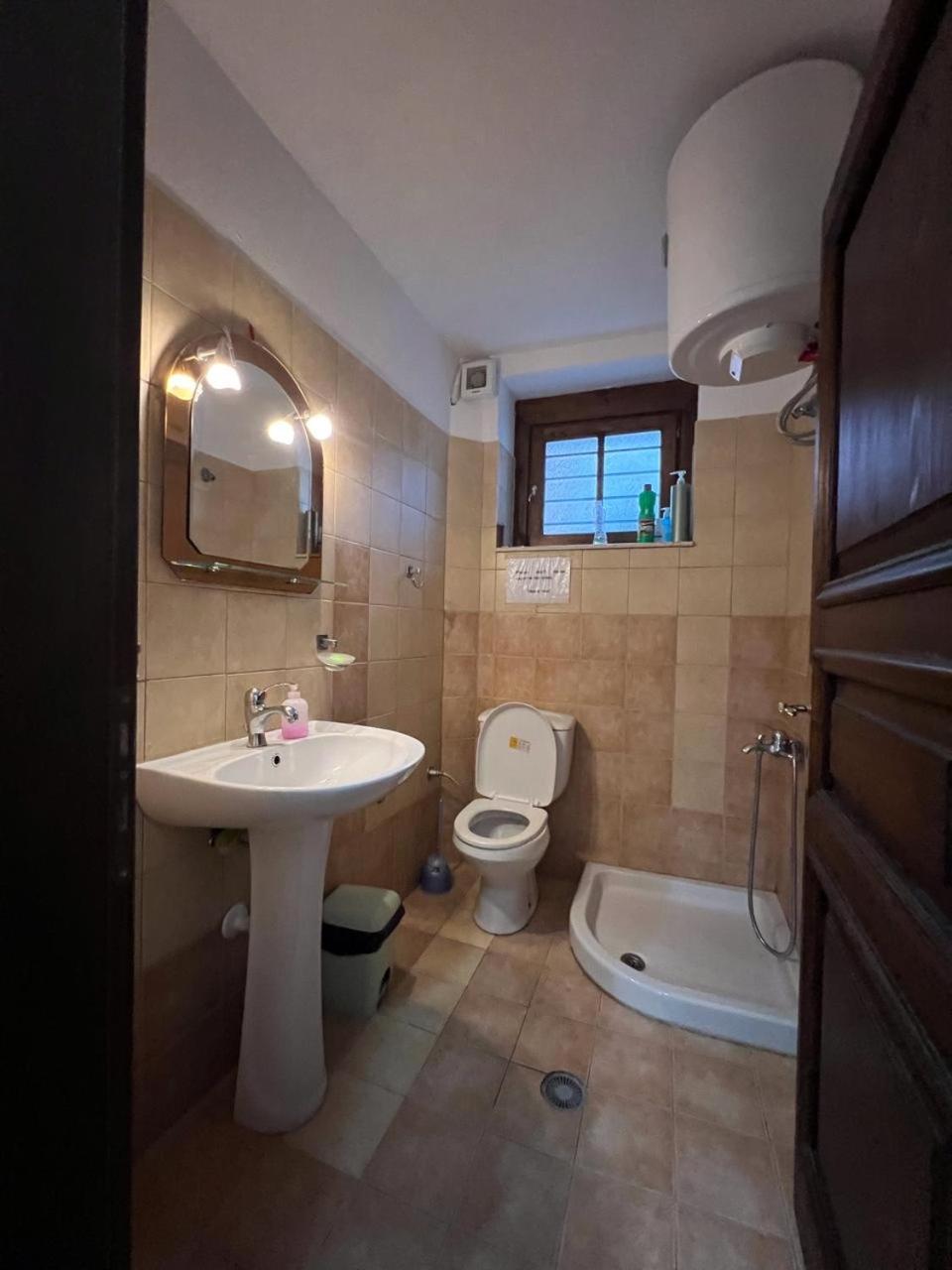 Pjetri House 호텔 베라트 외부 사진